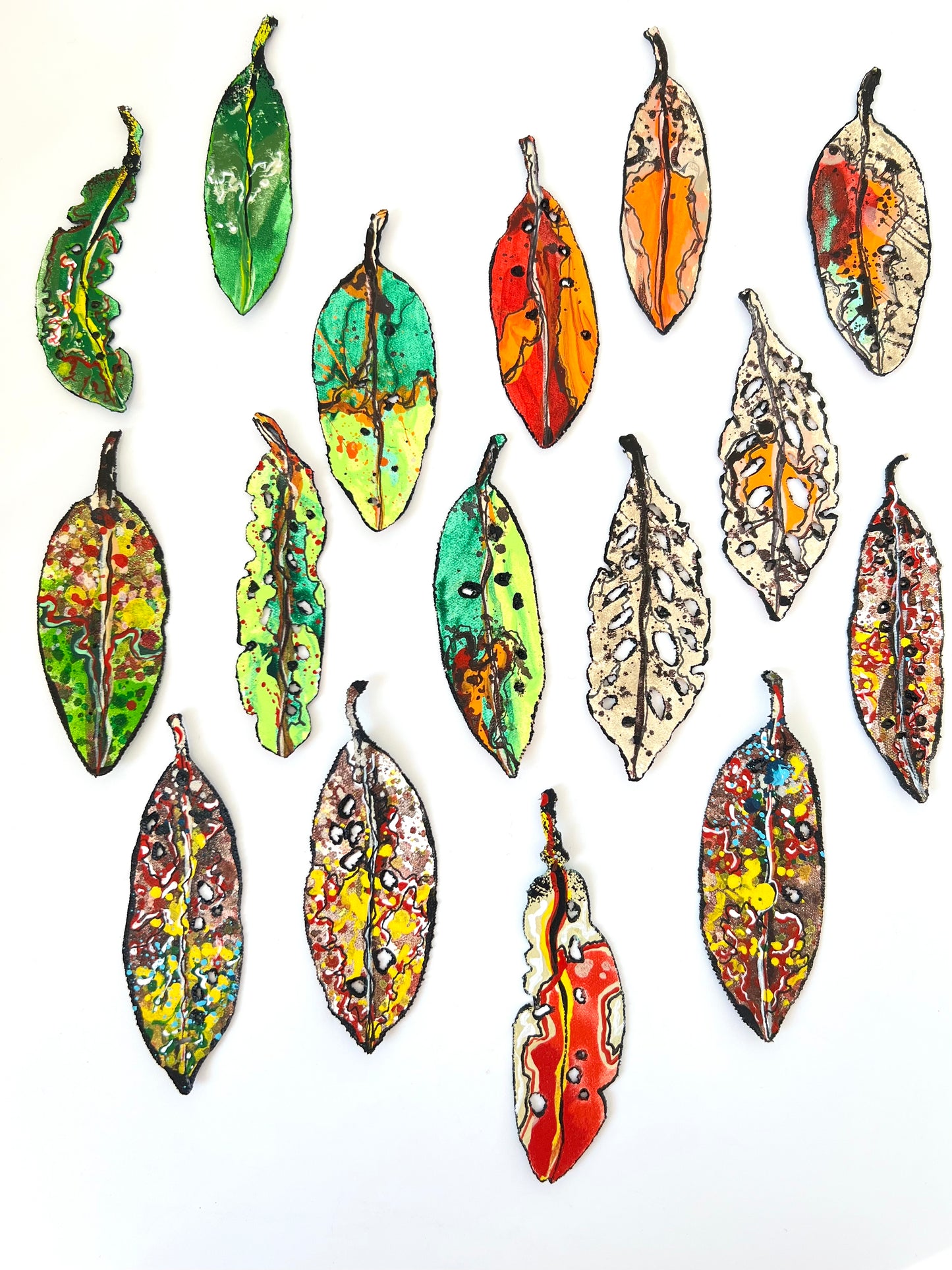 Tiny Pohutukawa Leaf (21712)