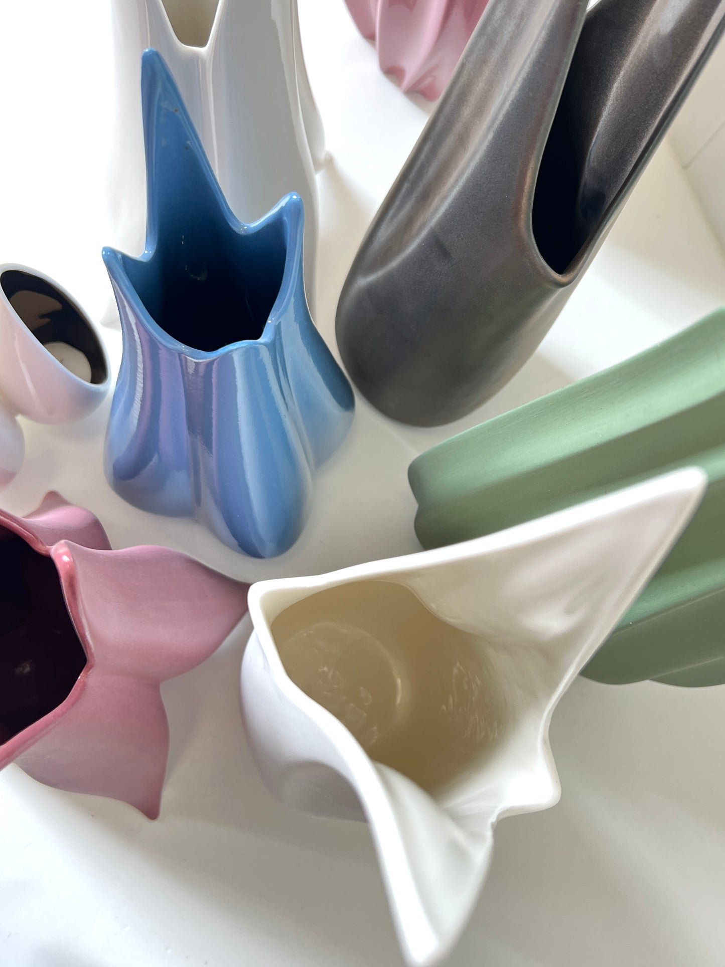 Abelia Vase - Matte Sangria