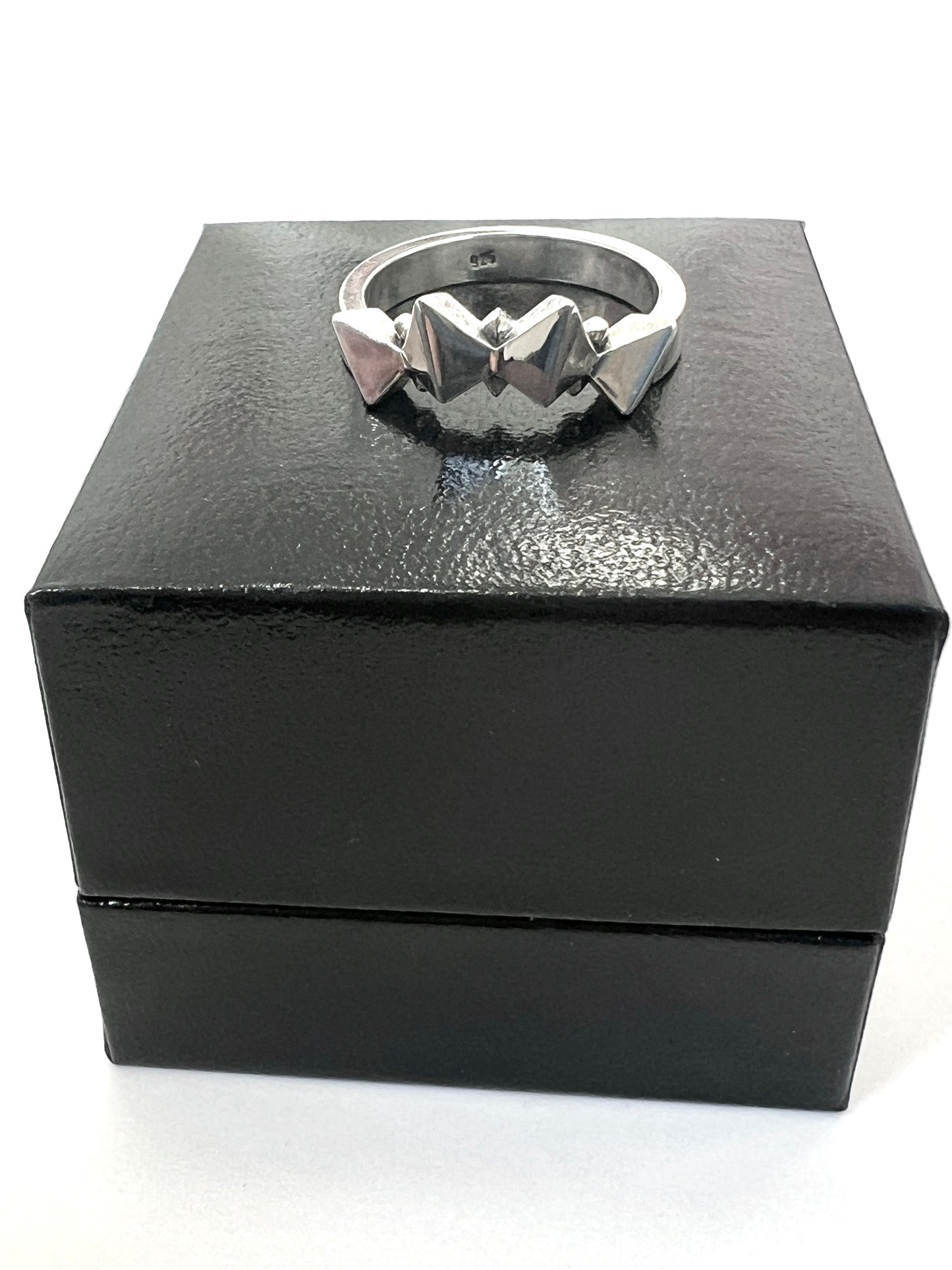 Fan Ring, Size O 1/2
