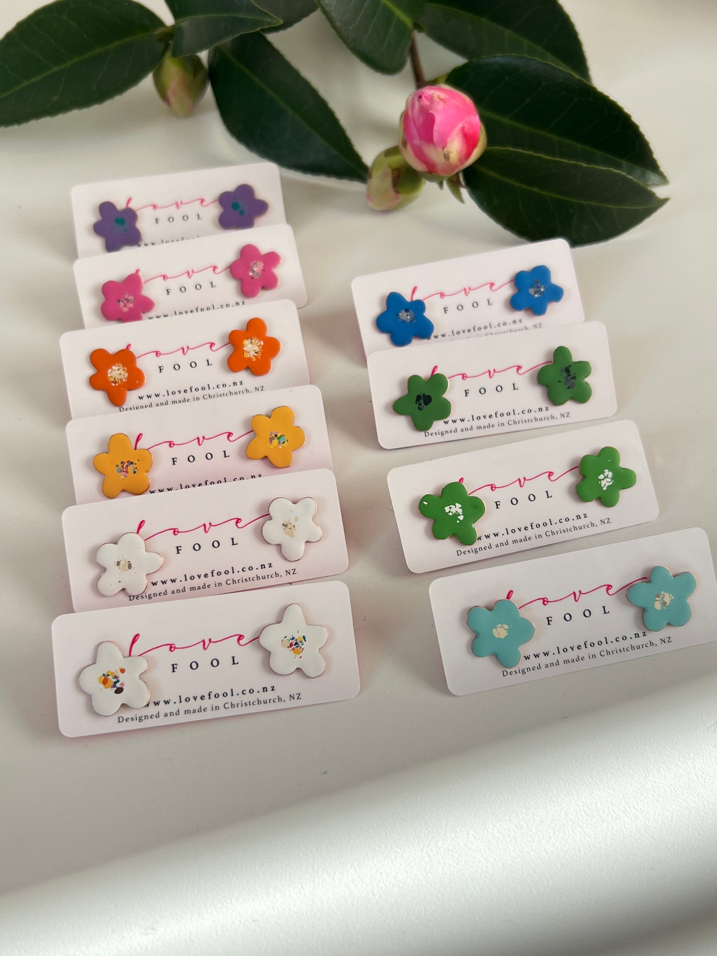 Bonnie Flower Studs - Brown