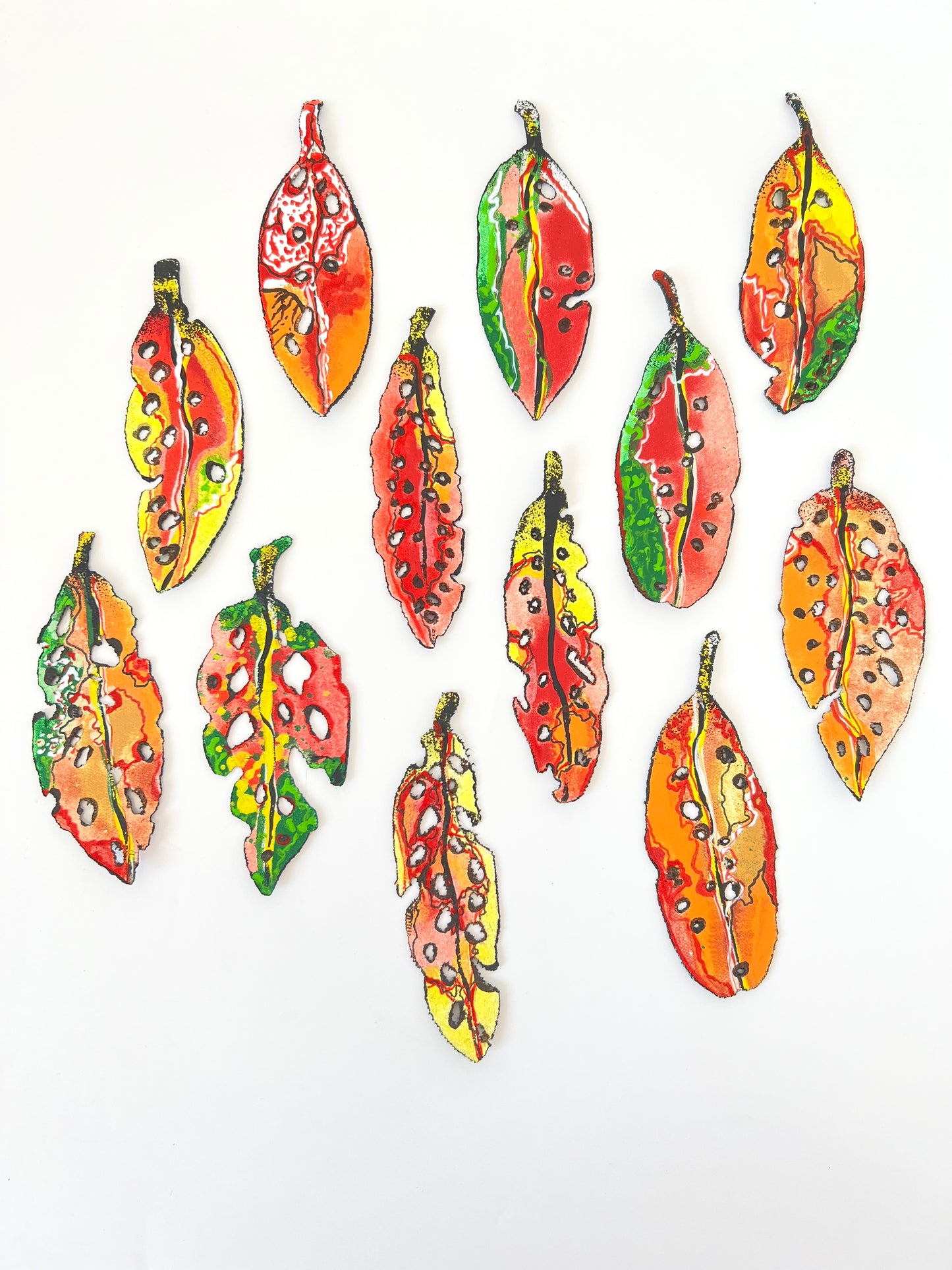 Tiny Pohutukawa Leaf (21712)