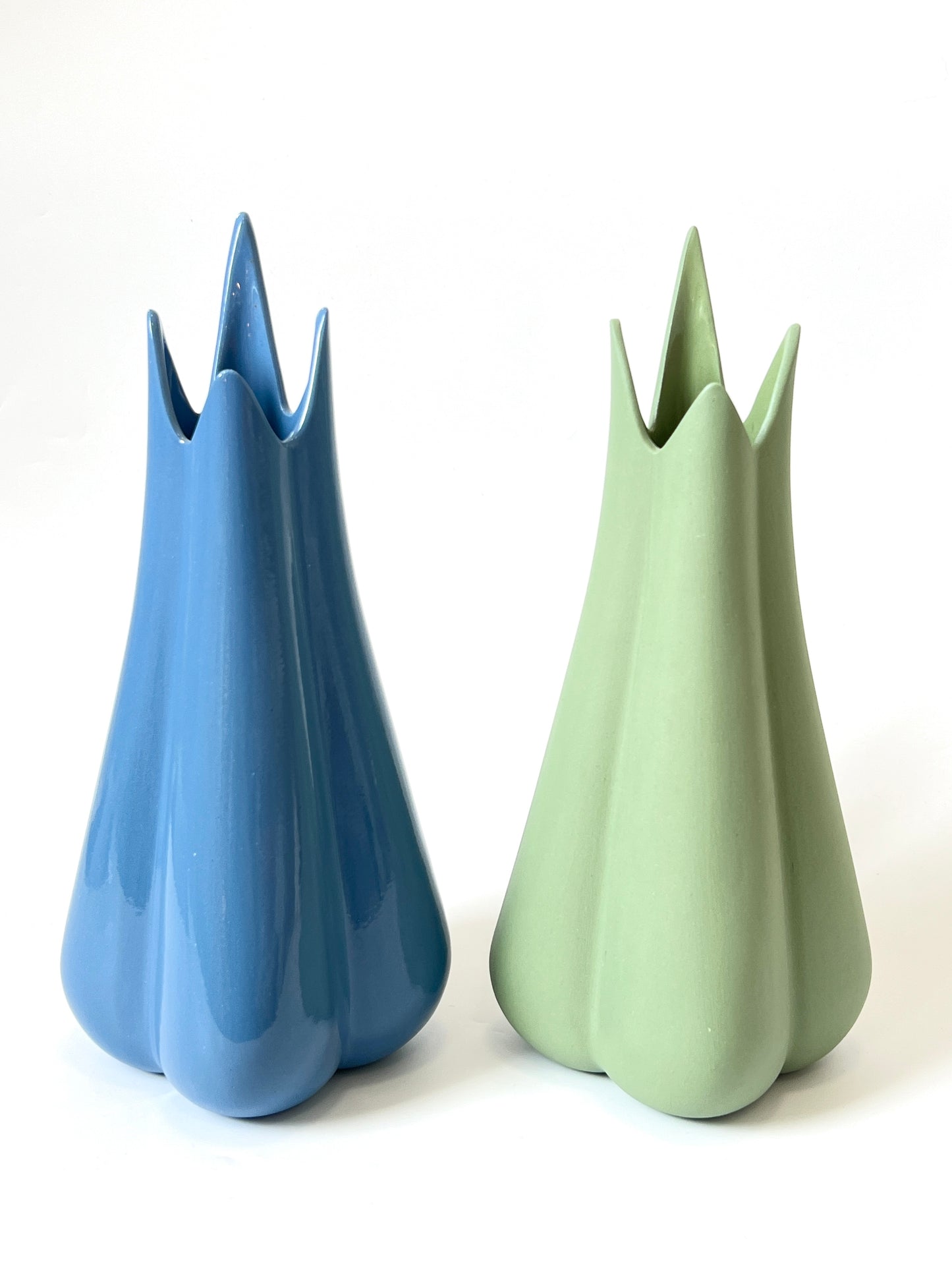 Lilium Vase - Glossy French Blue
