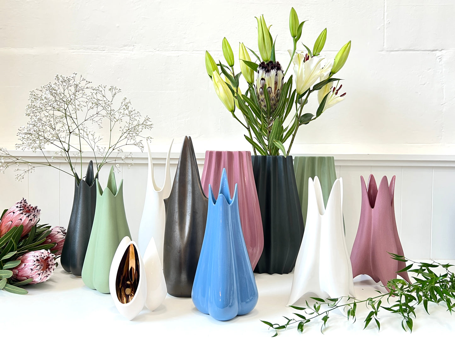 Abelia Vase - Matte Sangria