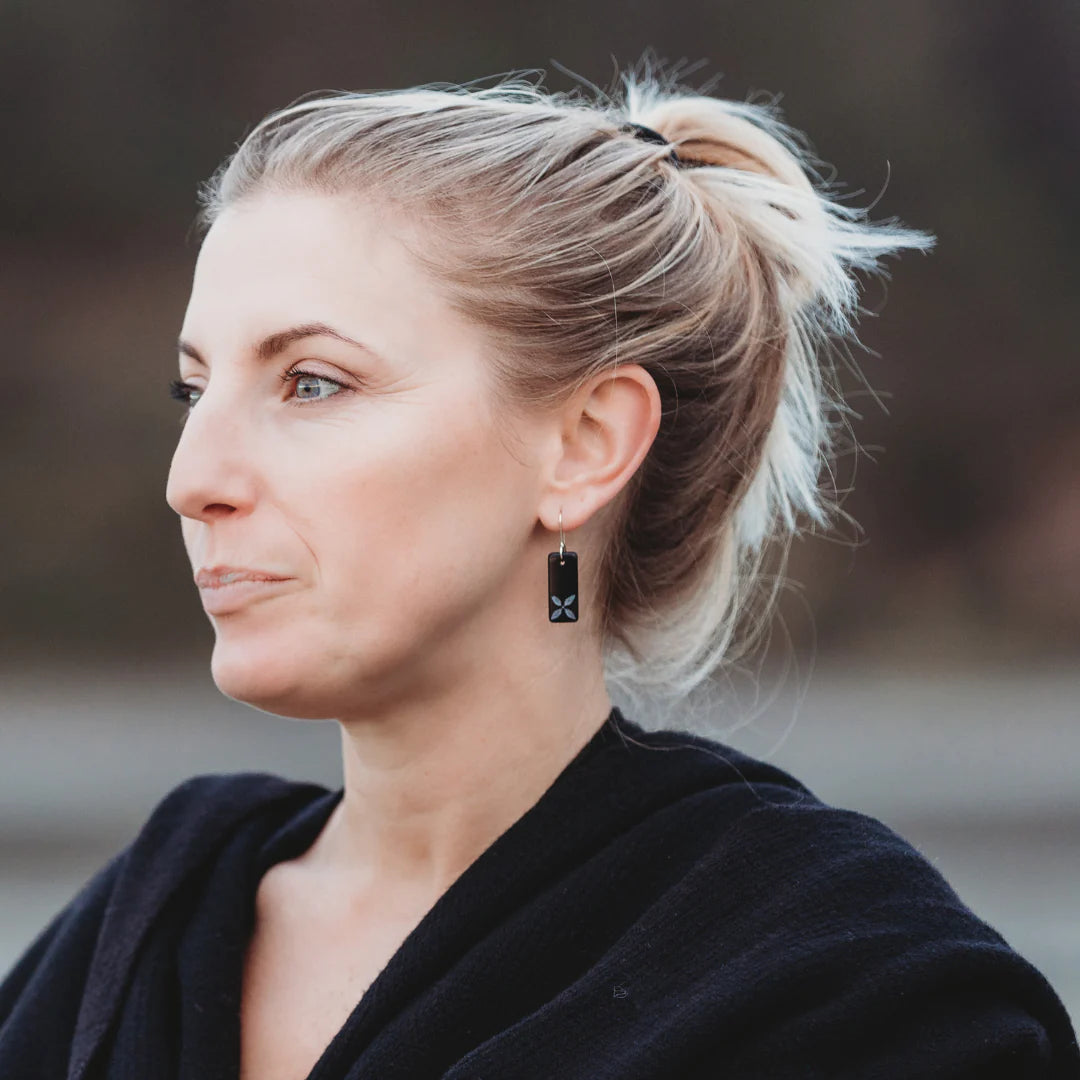 Drop Tapa Earrings - Etched Black Glass
