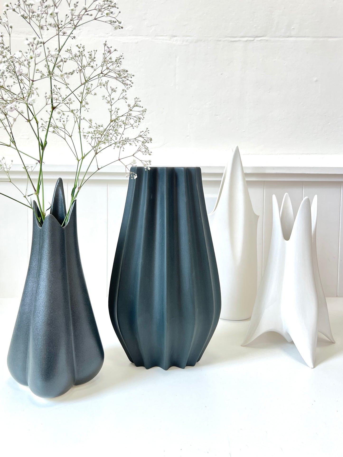 Wing Water Vessel - Gloss White