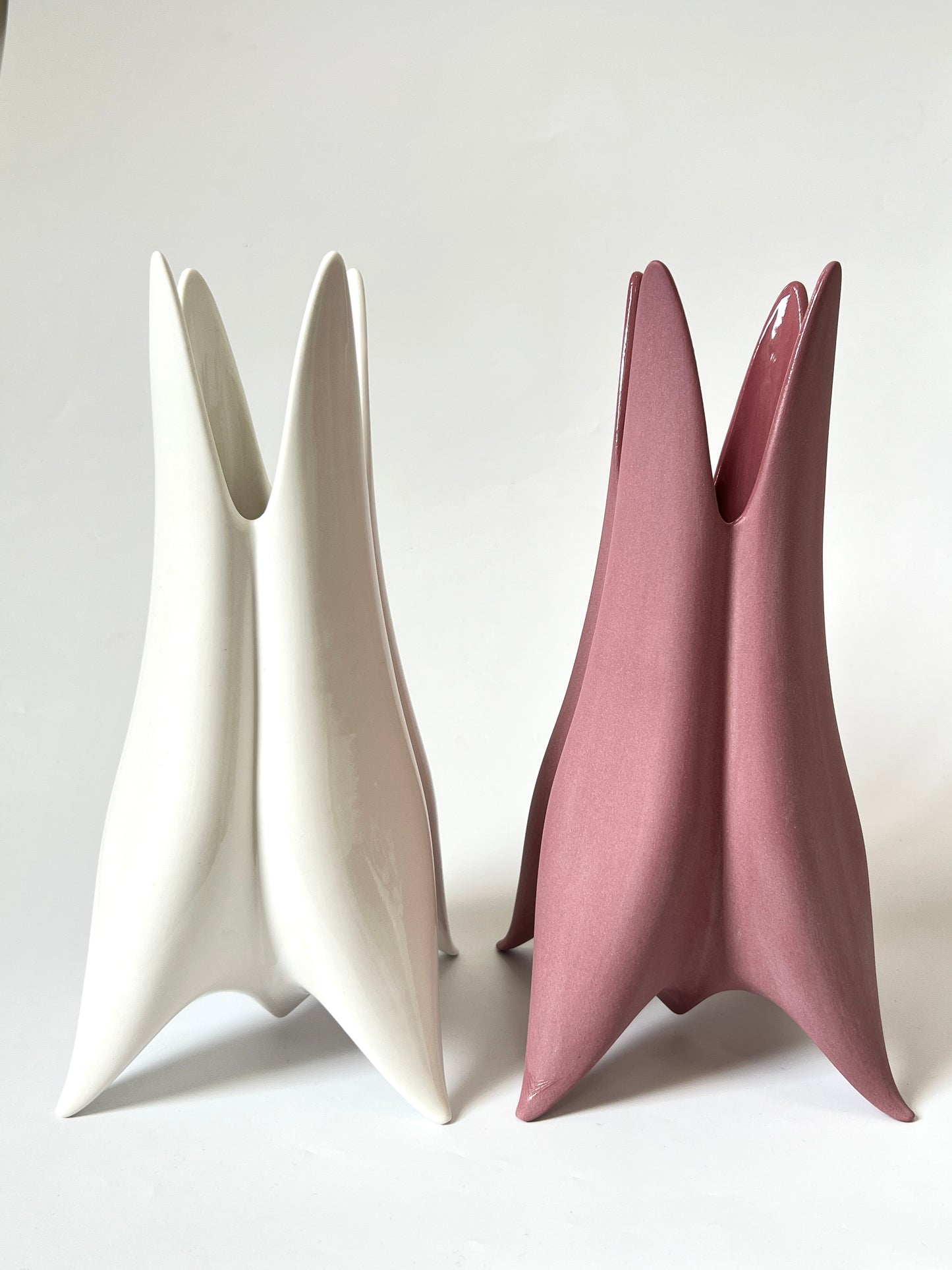 Abelia Vase - Matte Sangria