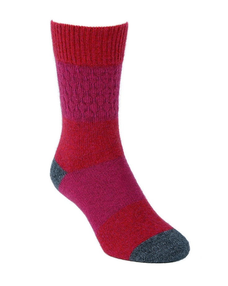 Gecko Possum Merino Socks - Raspberry