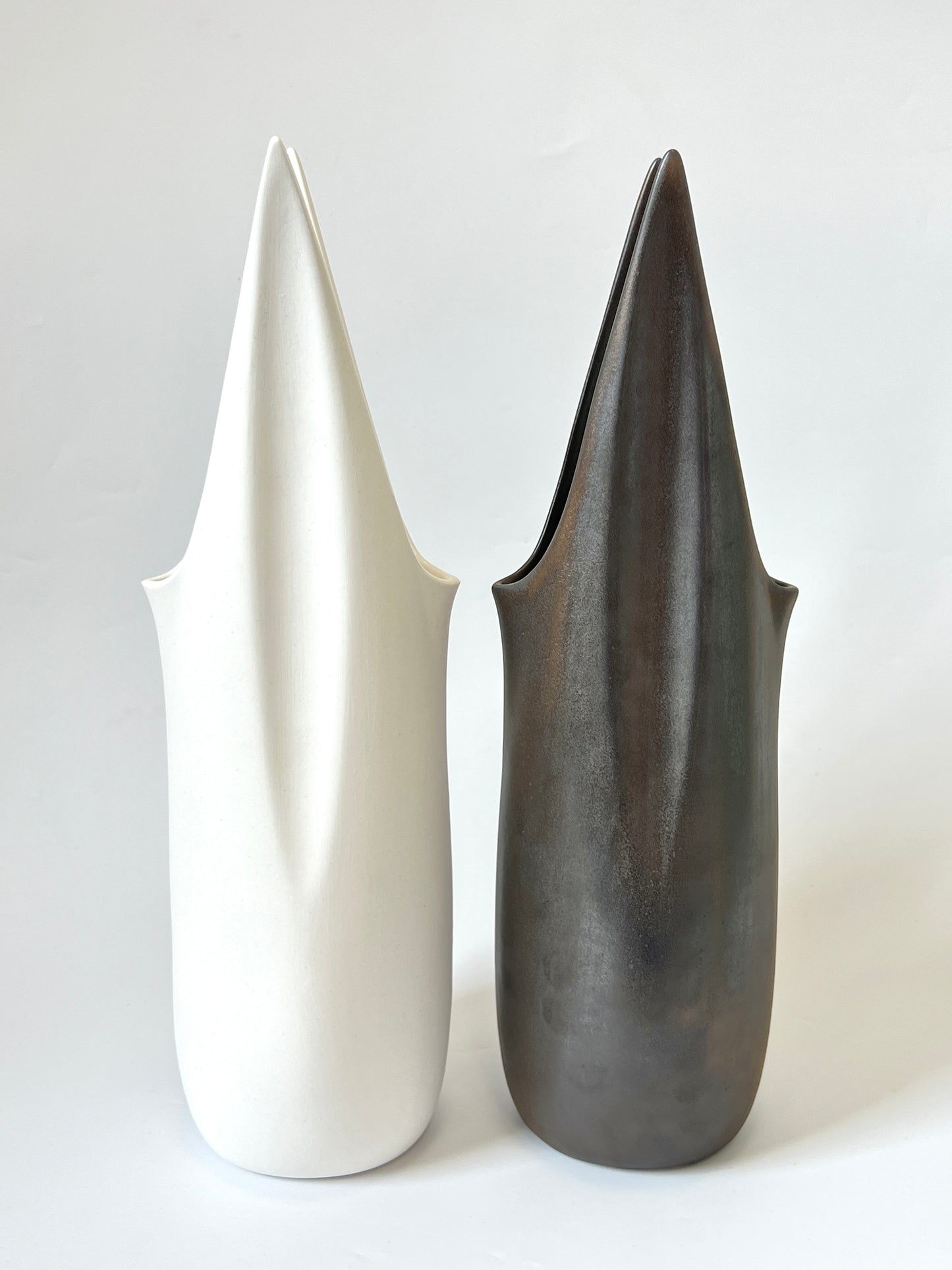 Wing Water Vessel - Gloss White