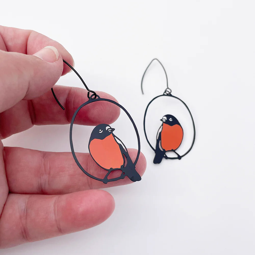 Midi Flame Robin Earrings in Orange / Black