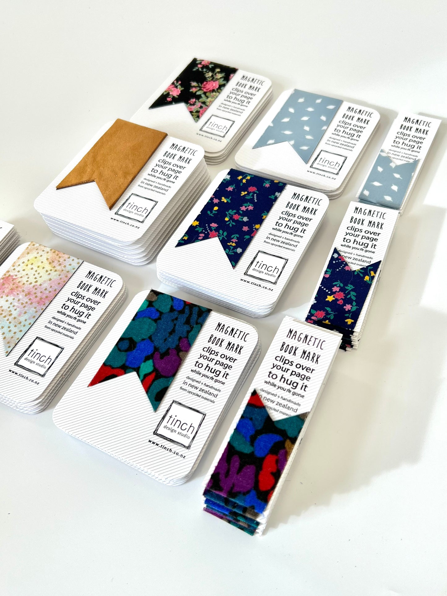 Magnetic Bookmark - assorted