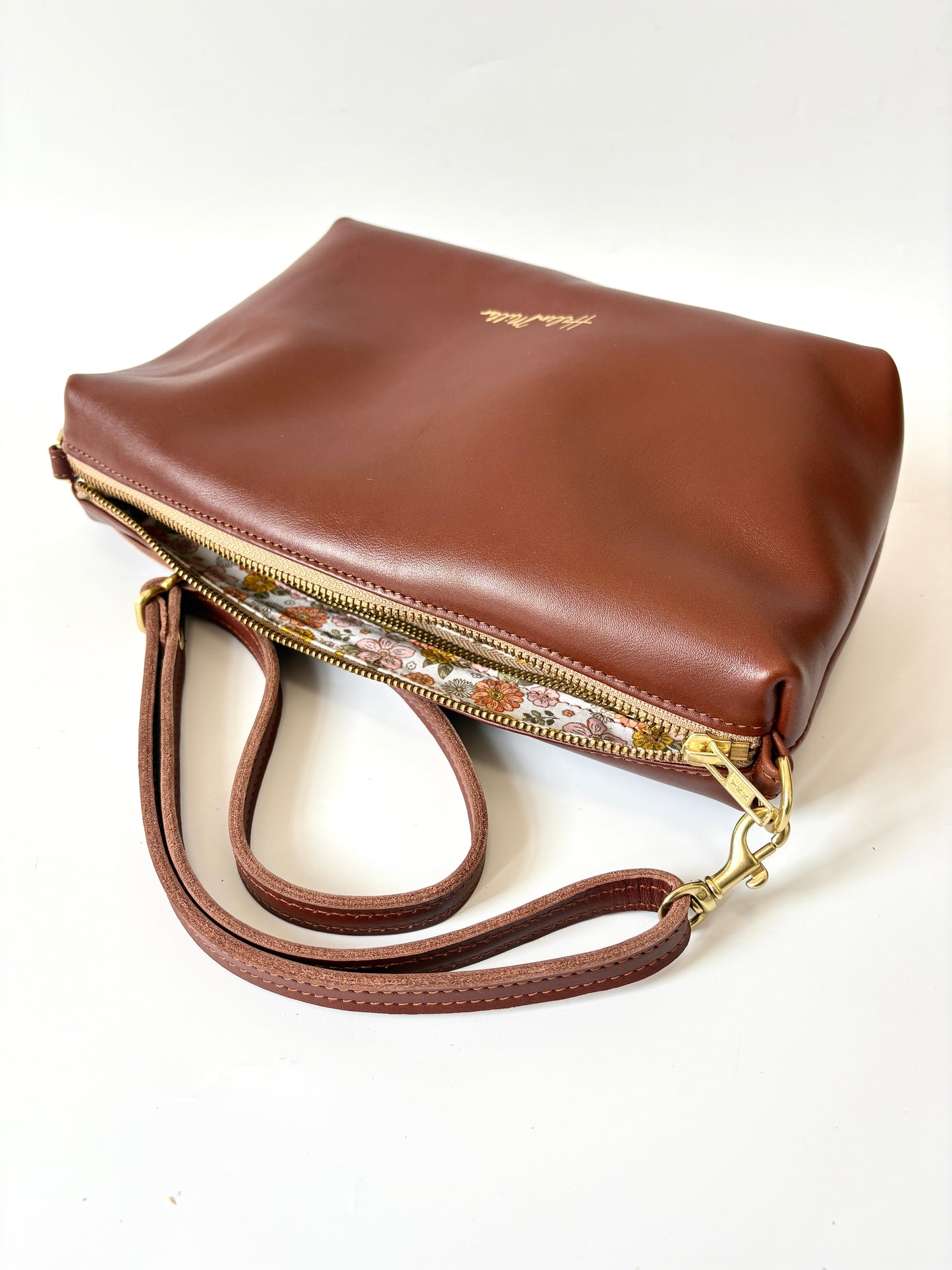 Straight Top Pouch - Chestnut