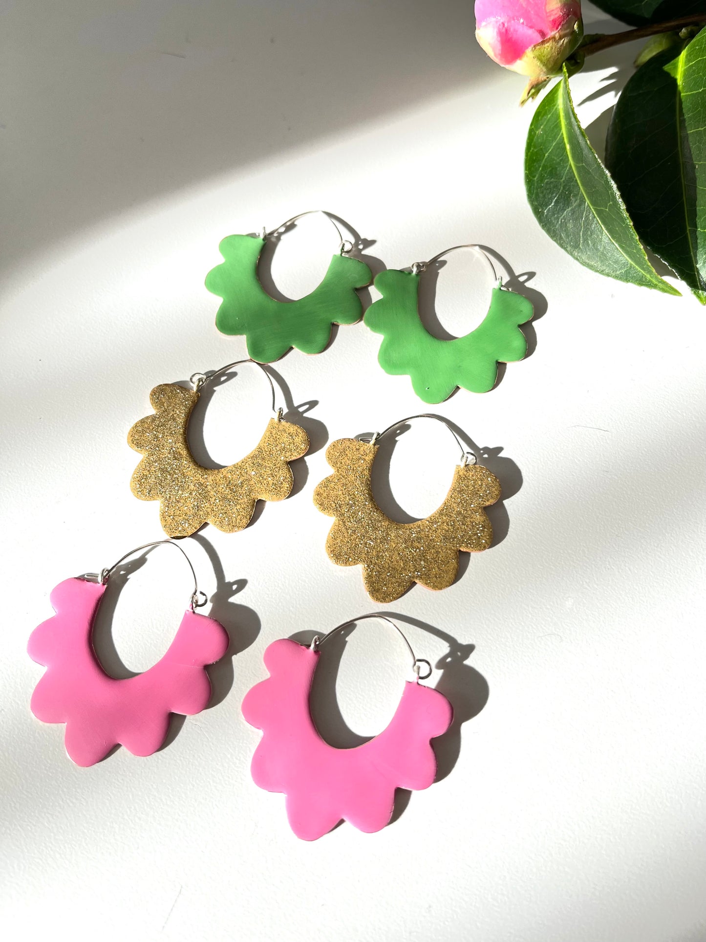 Ruffle Hoop Earrings - Gold Glitter