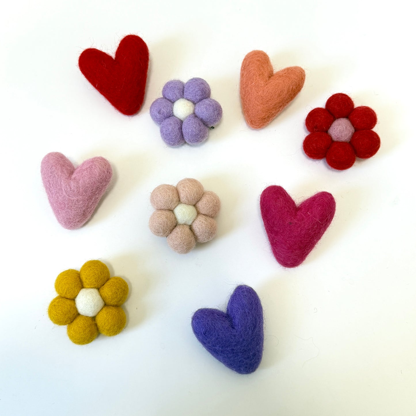 Daisy Flower Felted Wool Brooch - choose colour!