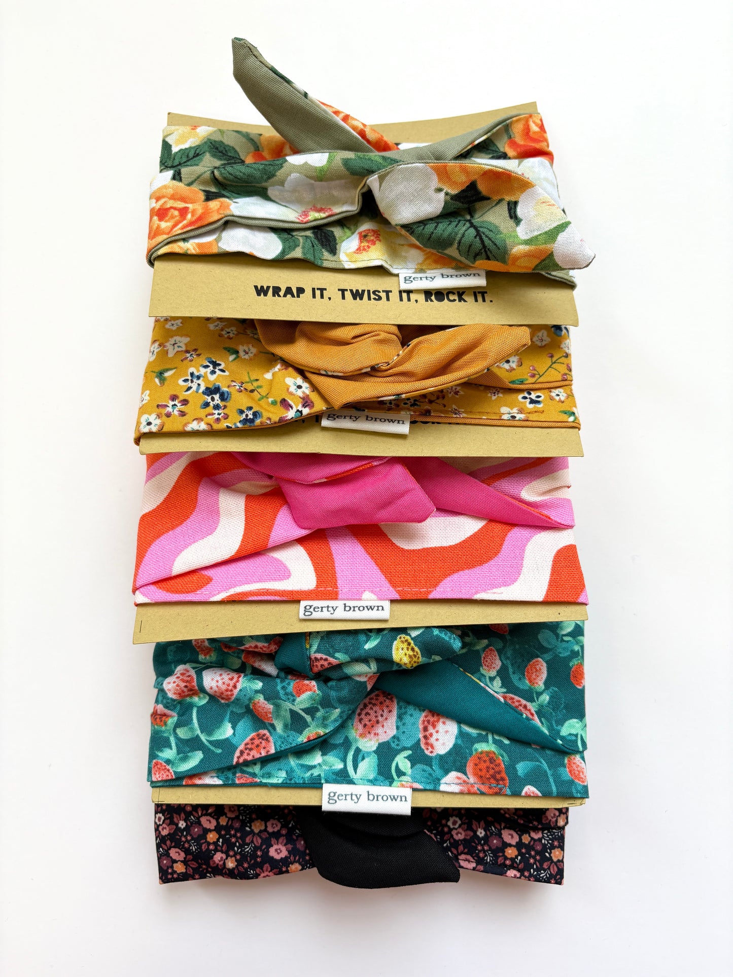 Girlband - Peachy Petite Flowers/Black