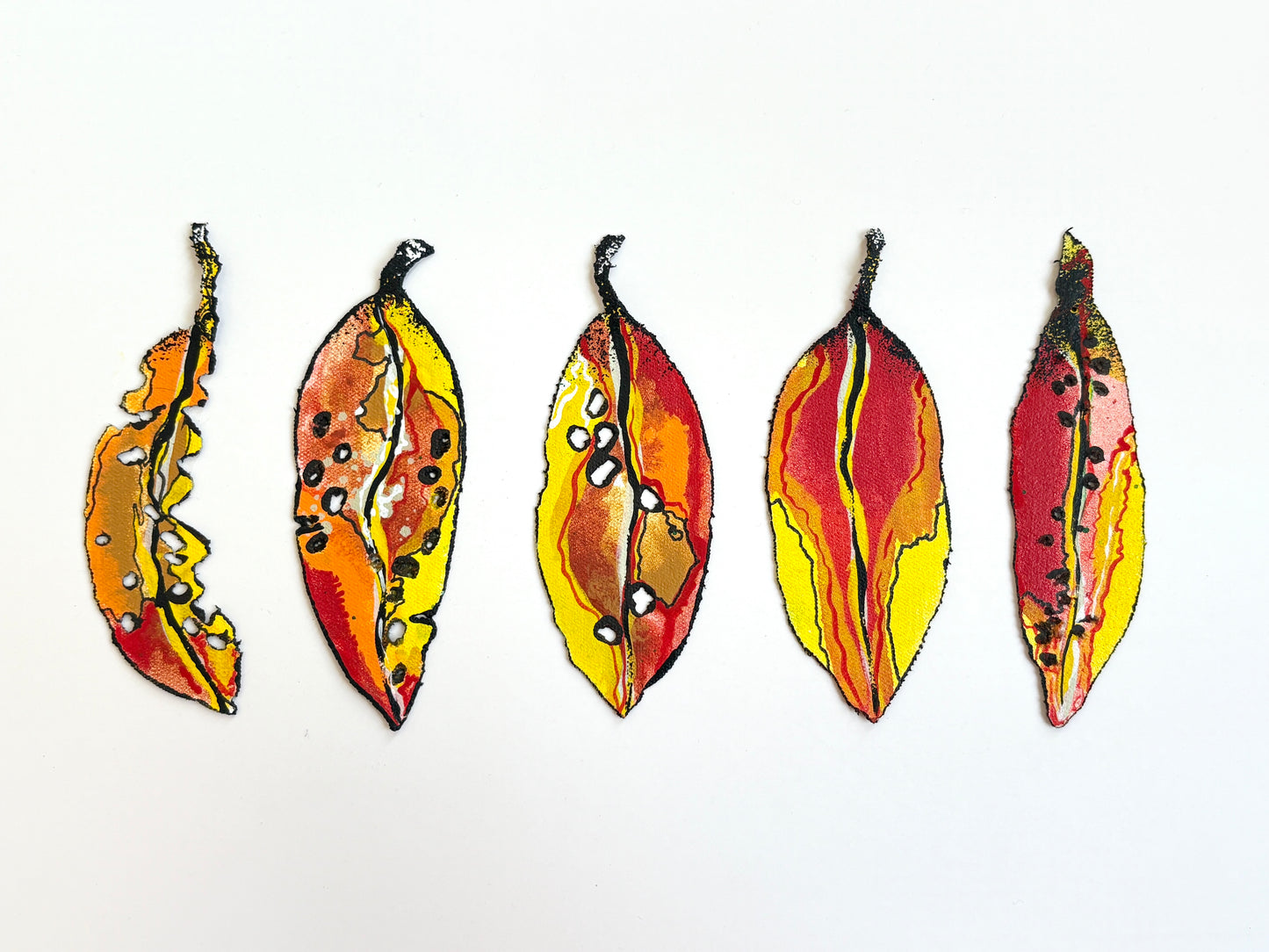 Tiny Pohutukawa Leaf (21495)