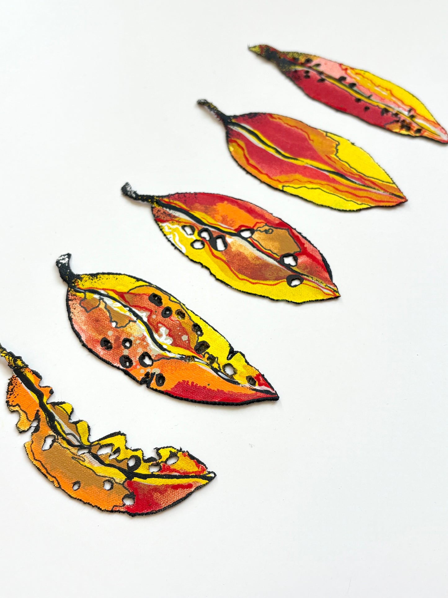 Tiny Pohutukawa Leaf (21495)
