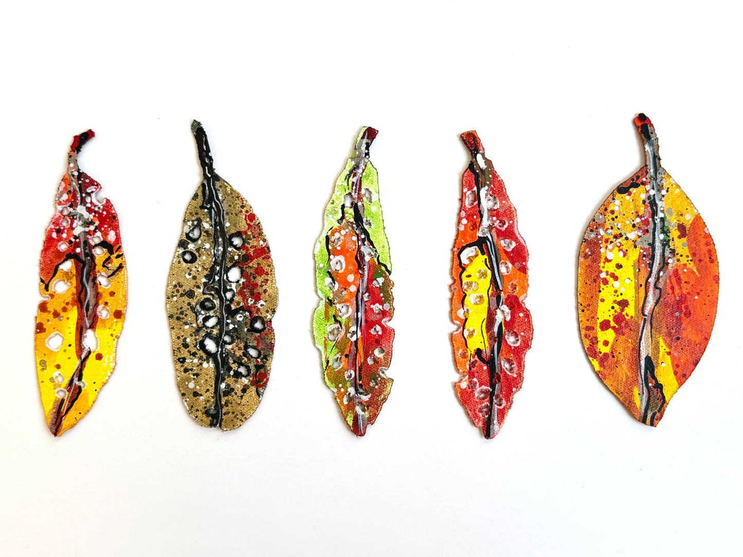 Tiny Pohutukawa Leaf (22036)