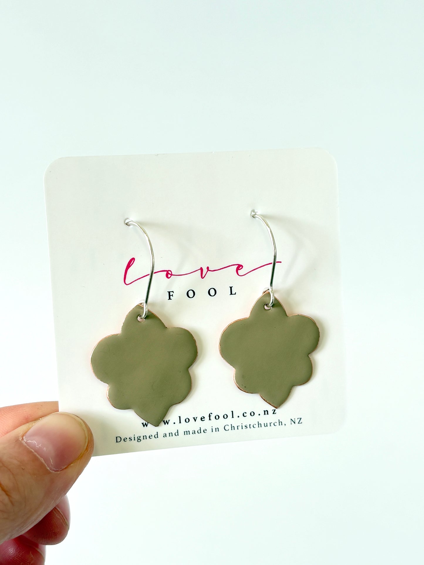 Fleur de Lis Earrings - Sand
