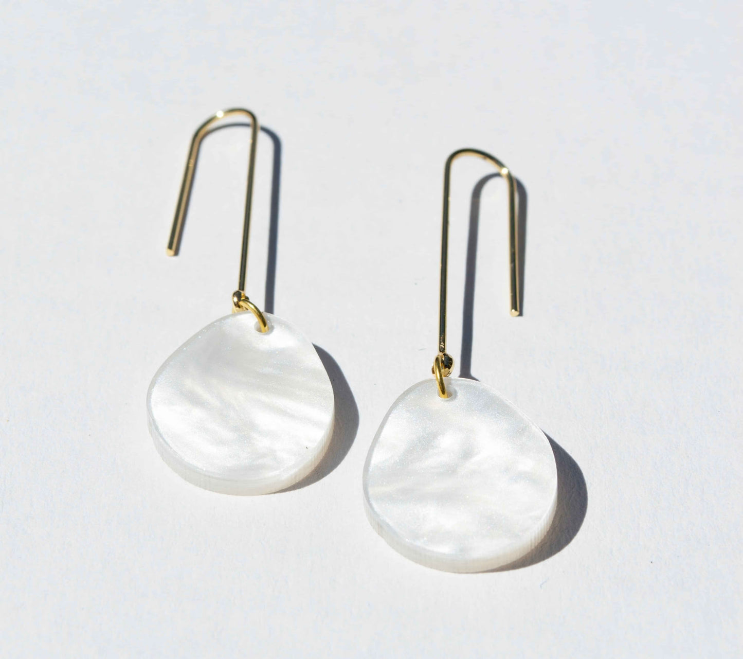 Maeve Earrings - Pearl