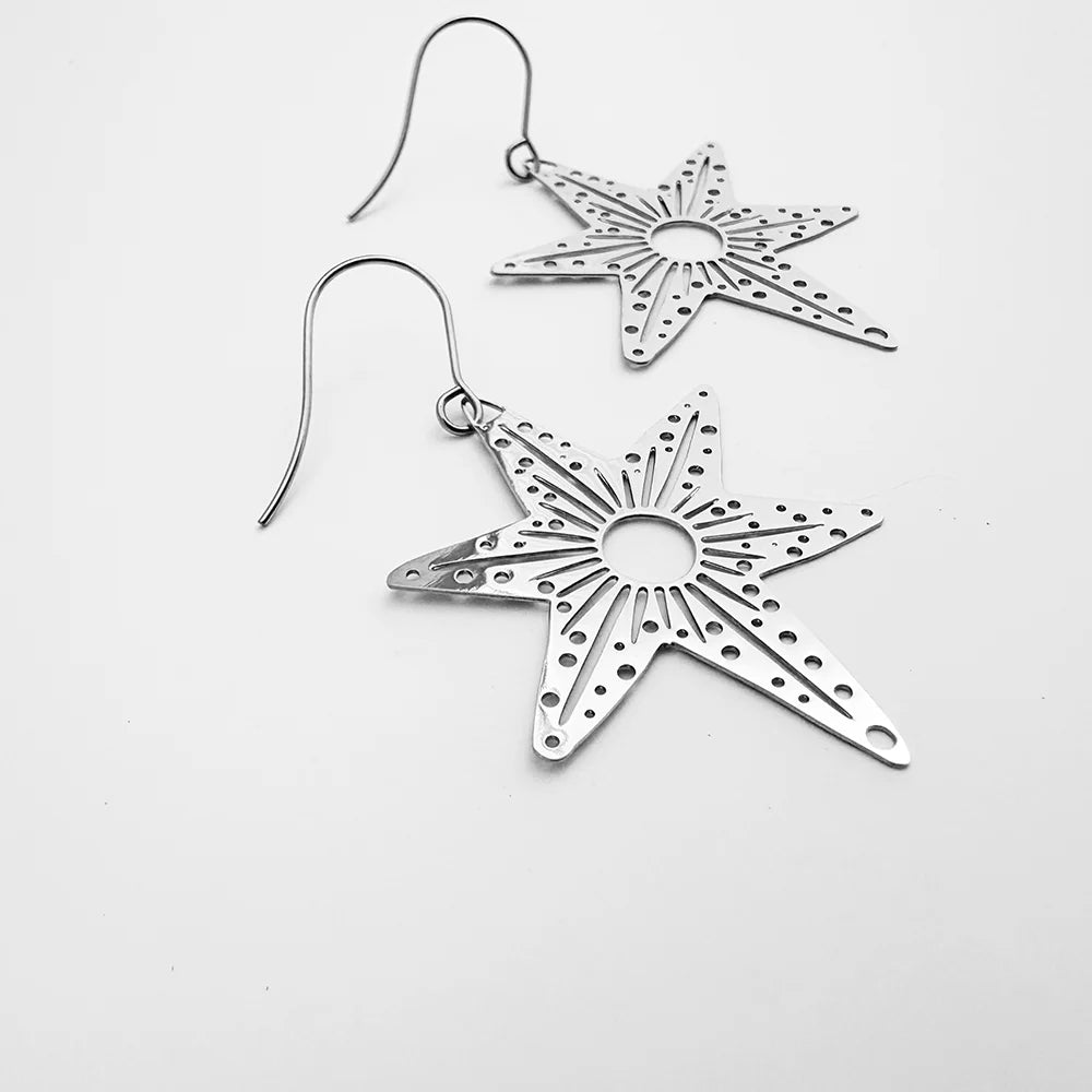 Midi Christmas Star Earrings in Silver