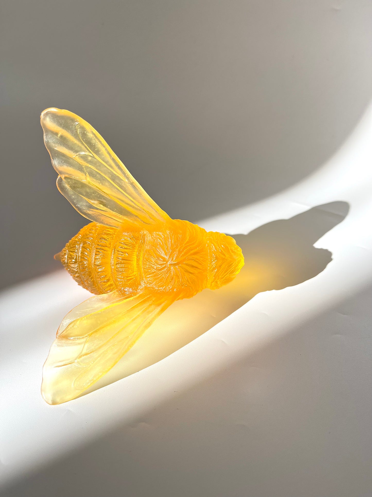 Bee - Yellow - Glass artwork by Luke Jacomb