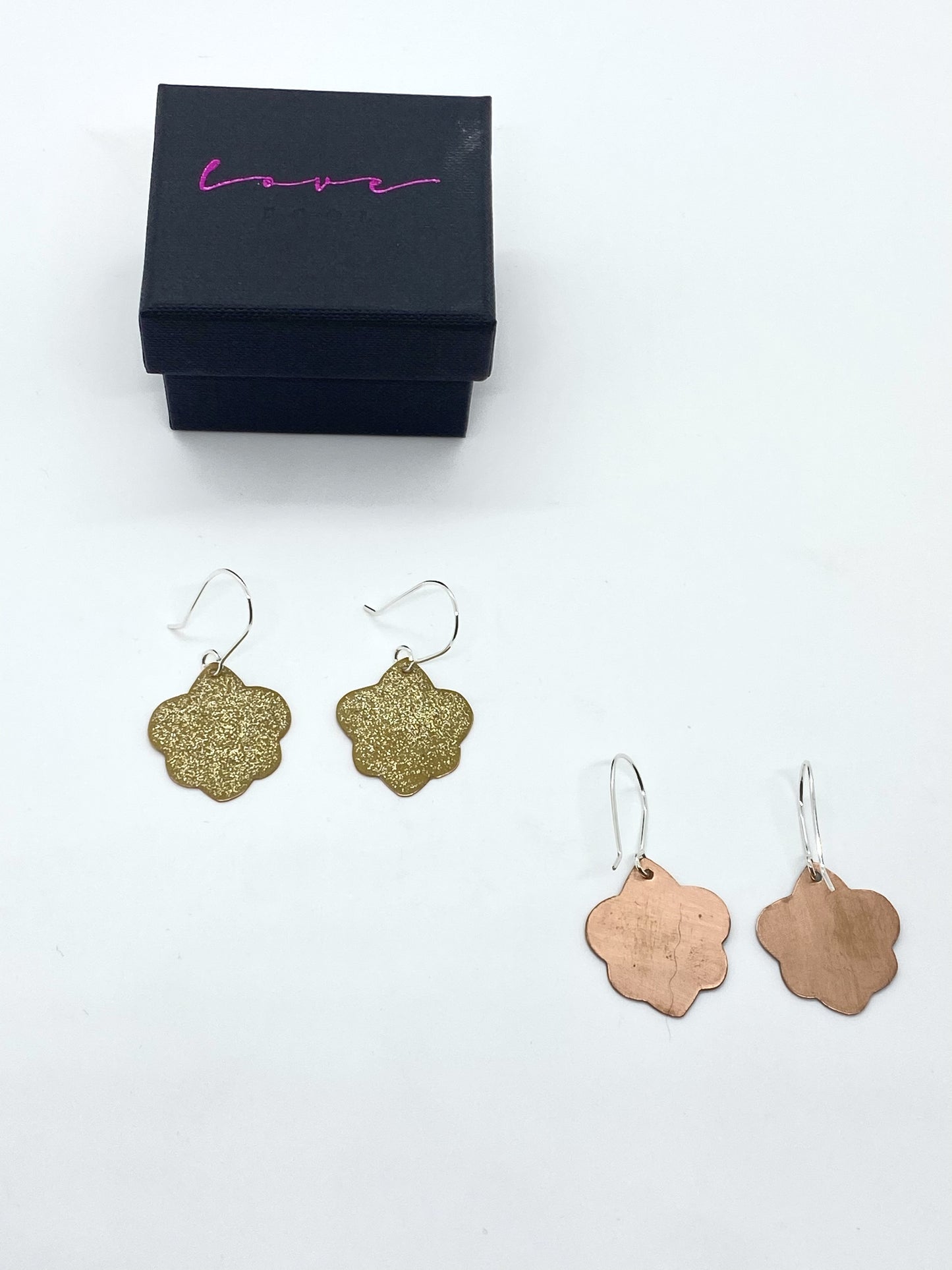 Fleur de Lis Earrings - Gold Glitter