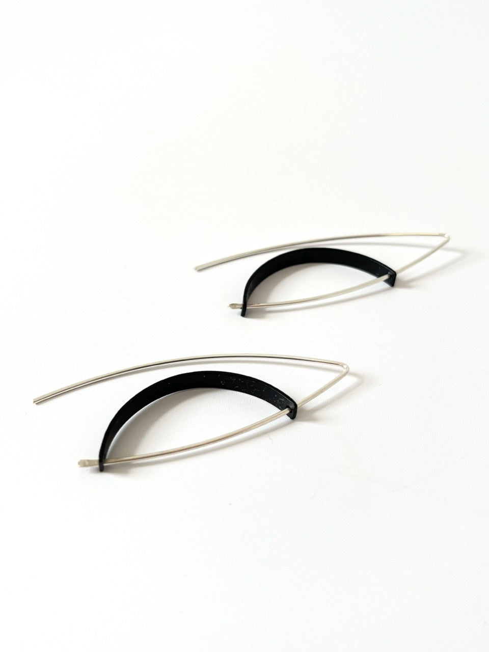Black Curve Earrings on Silver Post
