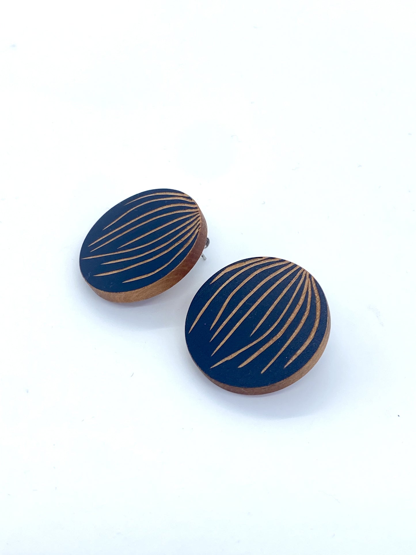 Statement Studs - Black