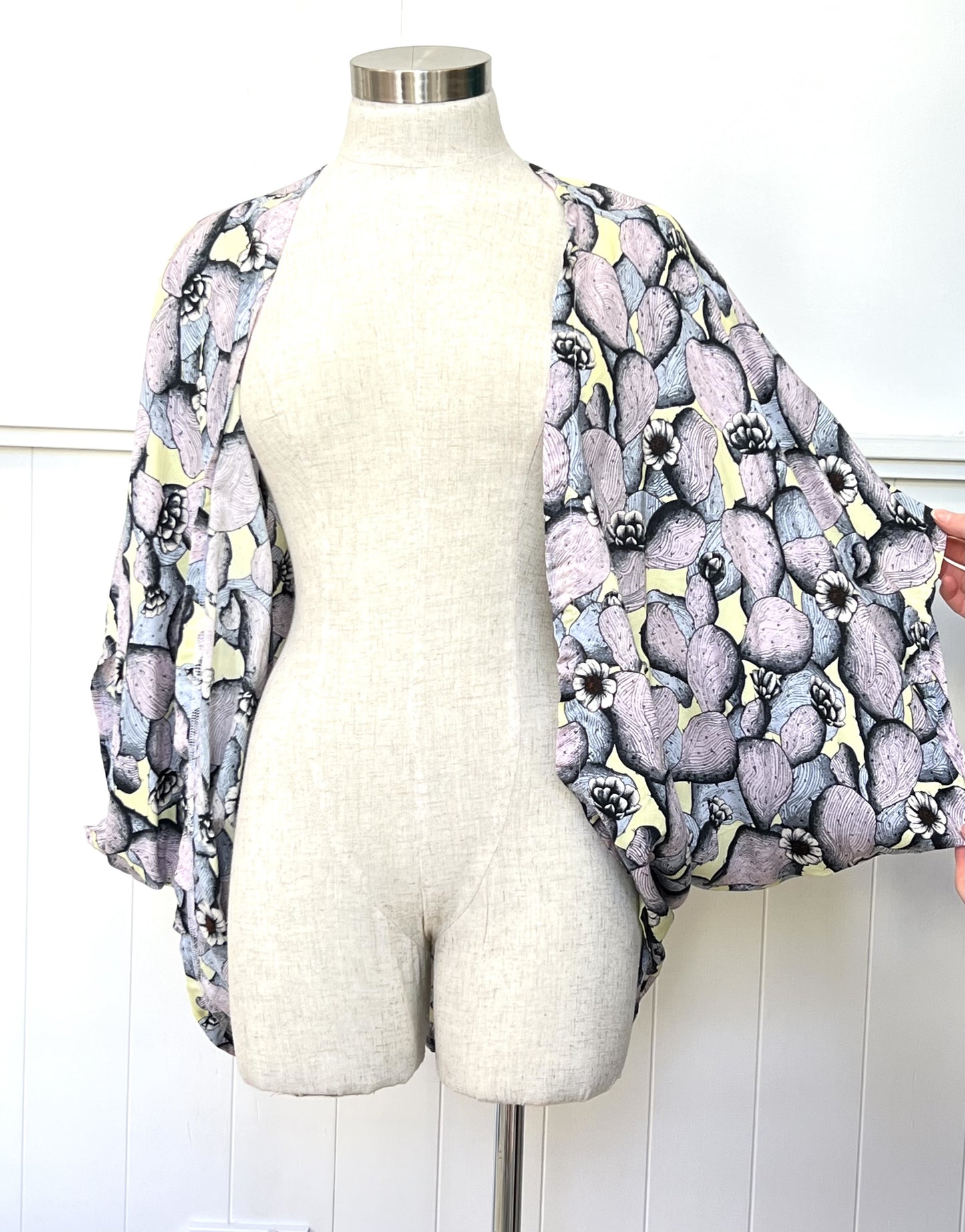 Flirty Gerty (One Size) - Pink, Grey, Yellow Cactus Flowers
