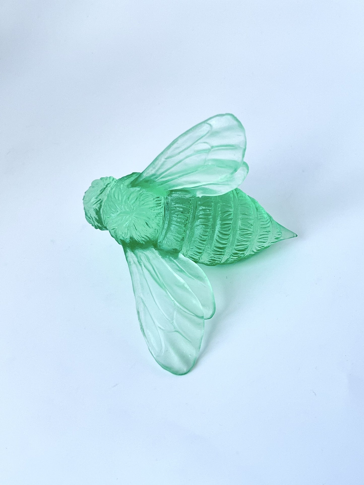Bee - Pale Lagoon