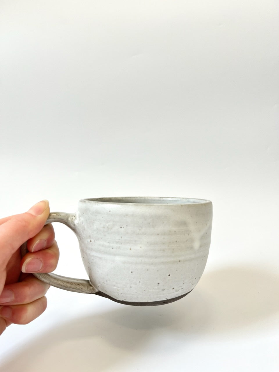 Mega Cup - White / Black