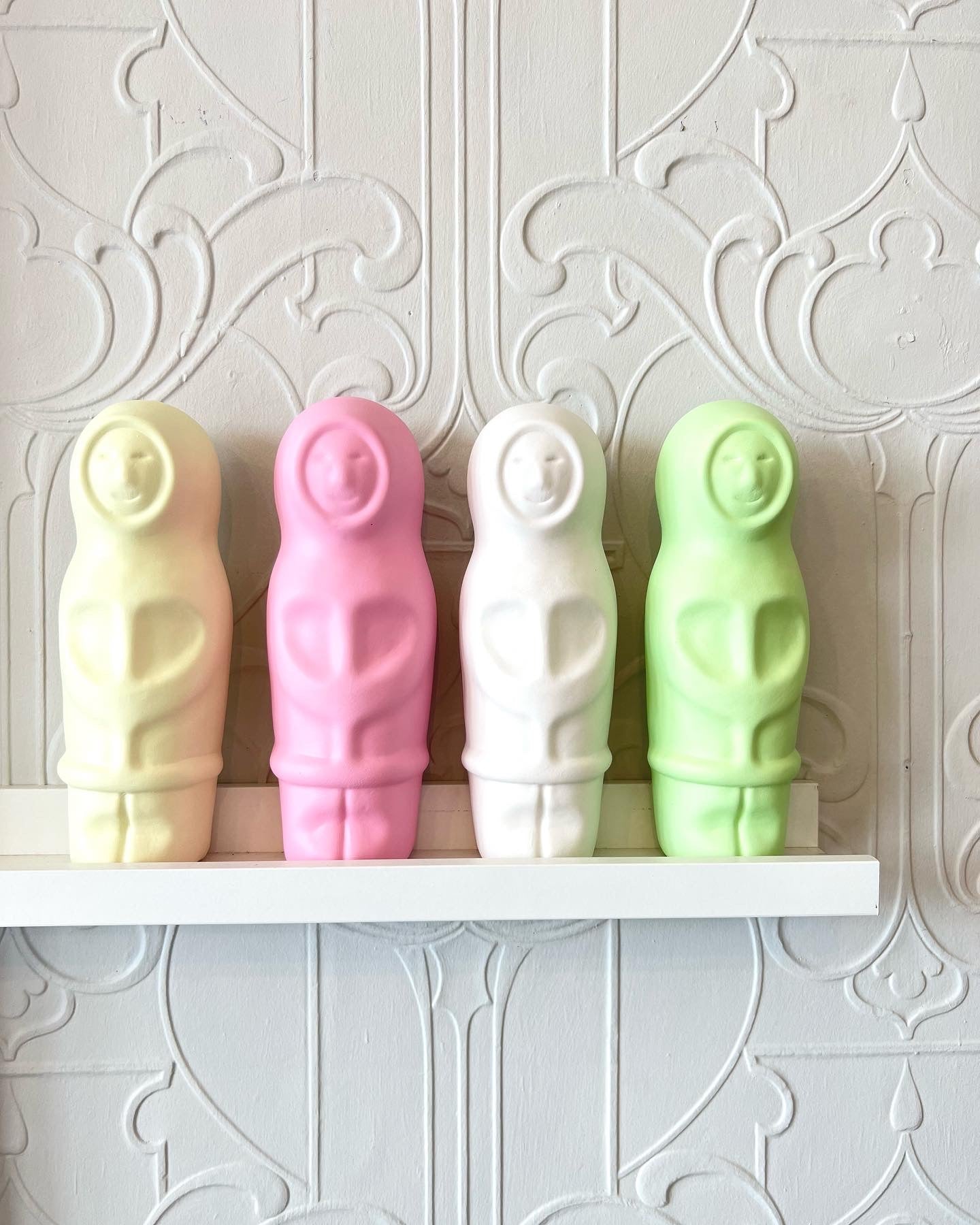 "Candyman" in Porcelain - White
