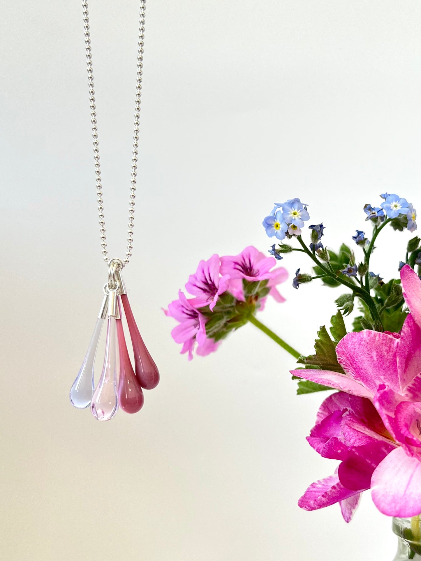 Glass Teardrop Cluster Necklace - Pinks