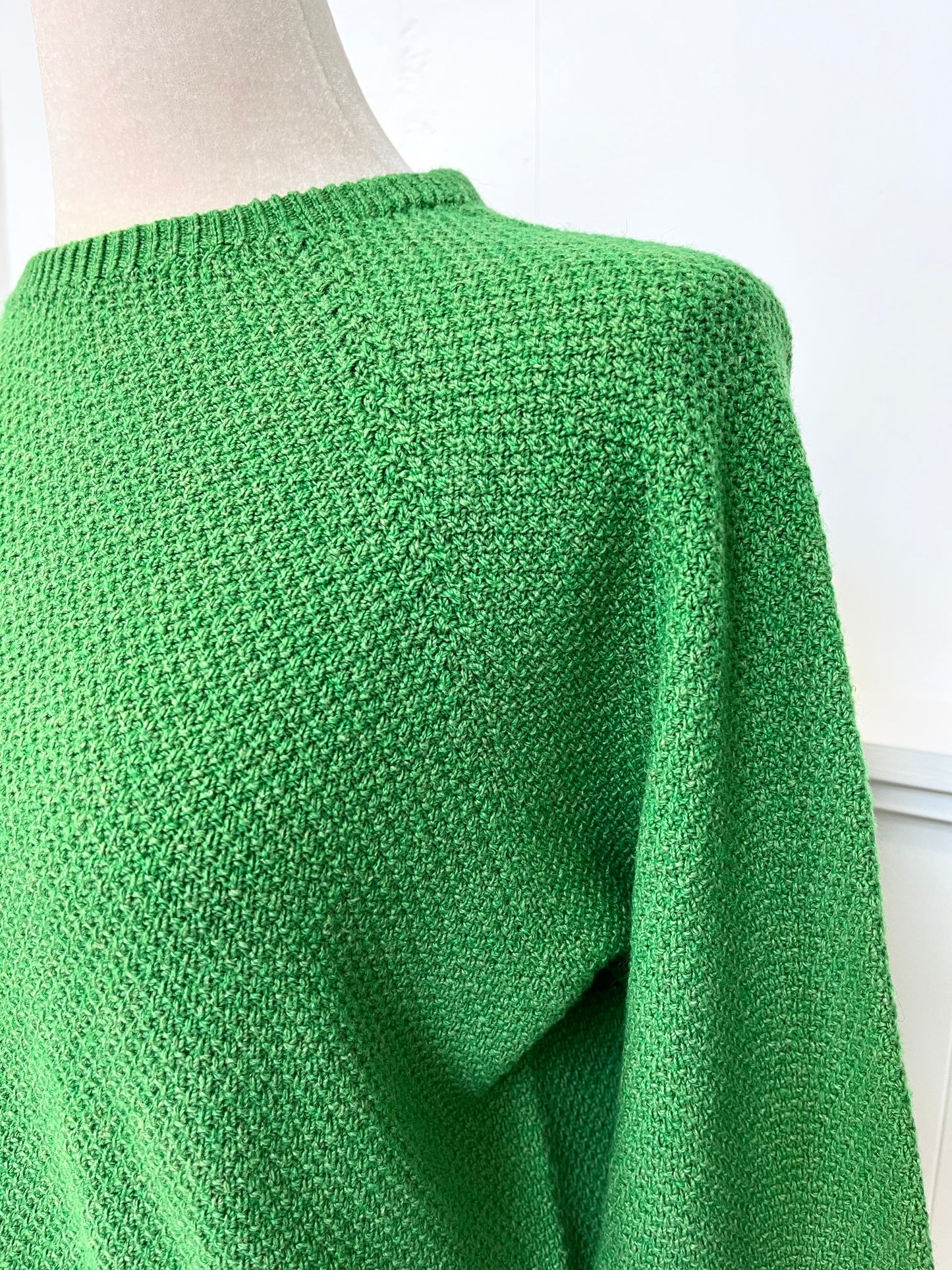 "Penny" Textured Jumper - Kelly Green