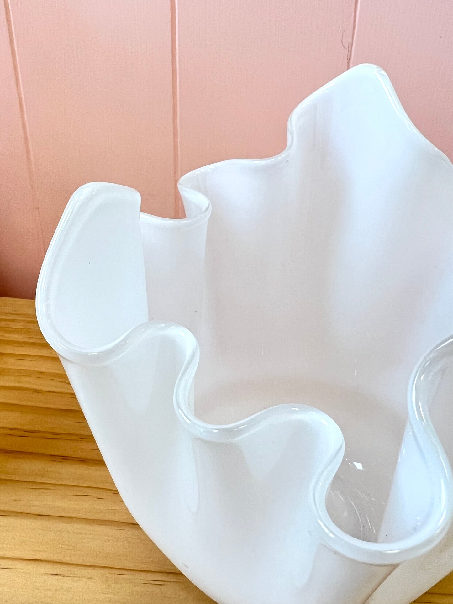 Handblown Glass Fazzoletto Bowl - White