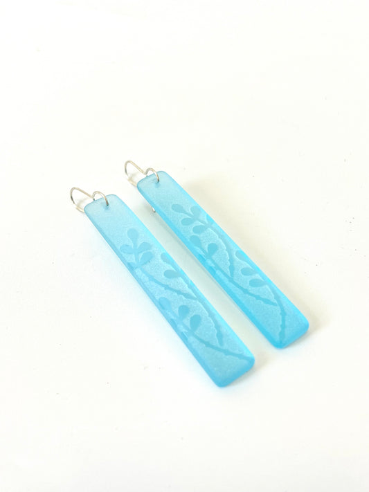 Rātā Vine Drop Earrings - Light Blue