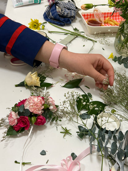 Coursage Workshop for Teens- FRI 26 June 5pm