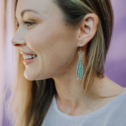 Midi Fishy Earrings in Silver & Blue