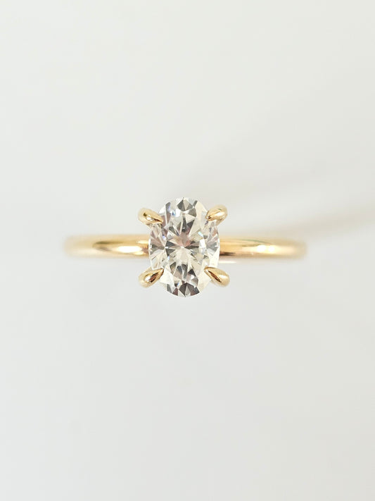 0.75ct Oval Moissanite, 9ct Yellow Gold Ring (CI-793)