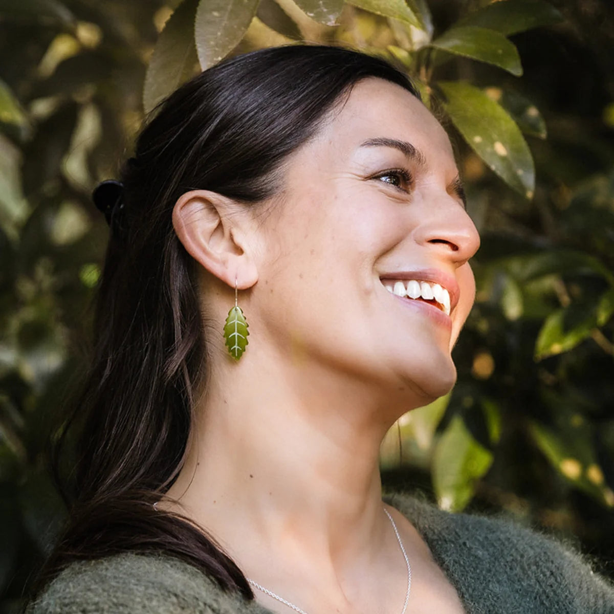 Pukatea Leaf Earrings - Green Glass