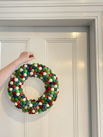 Large Pom-Pom Wreath - Traditional