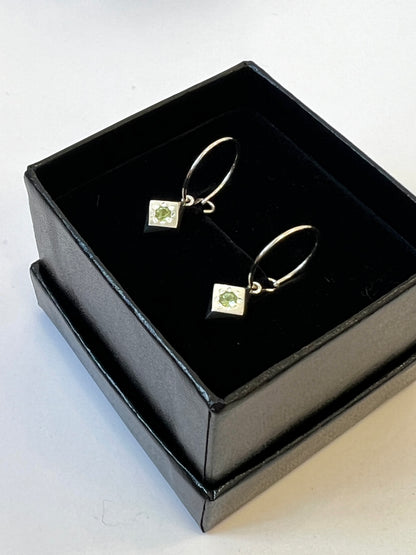 Daisy Cluster Hoop Earrings with Peridot by Holly Howe HH050
