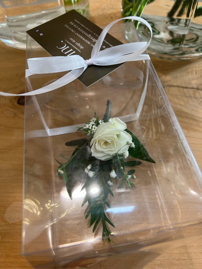 Buttonhole - made to order with fresh flowers