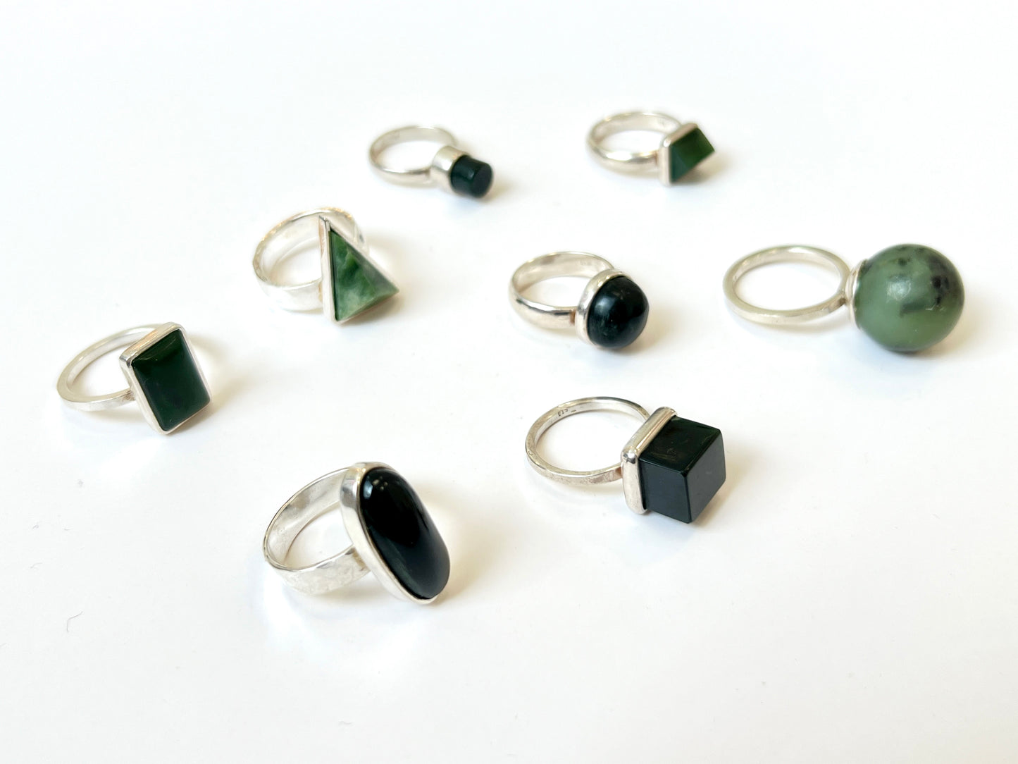 Long Triangle Facet Pounamu & Sterling Silver Texture Ring (RI-TR3)