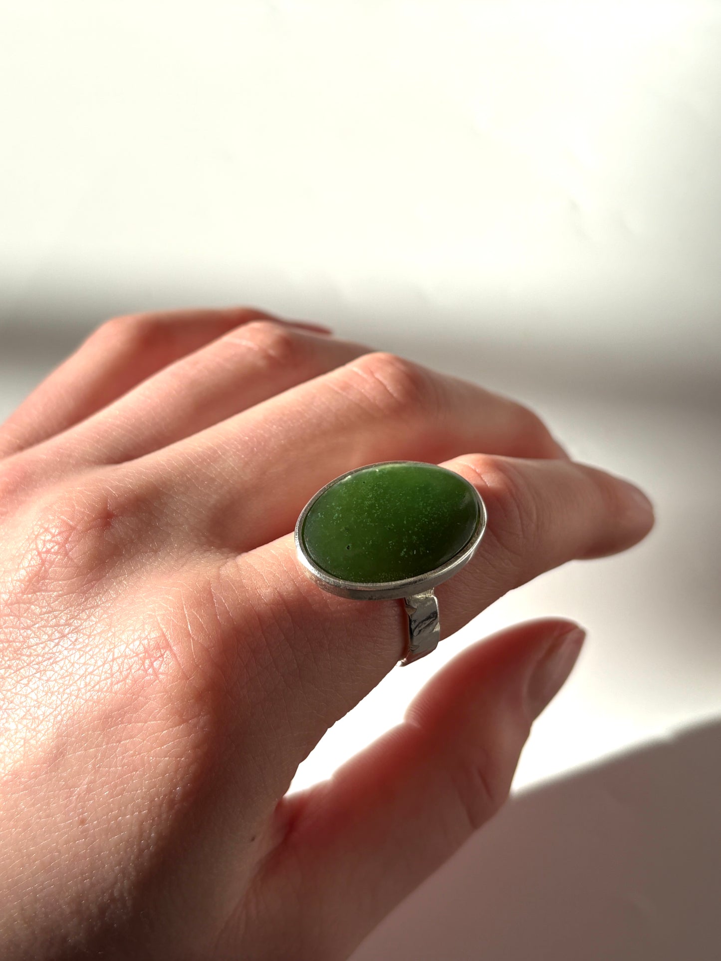 Extra Large Oval Ring with textured band - Jade & Sterling Silver  (RI-OV7)