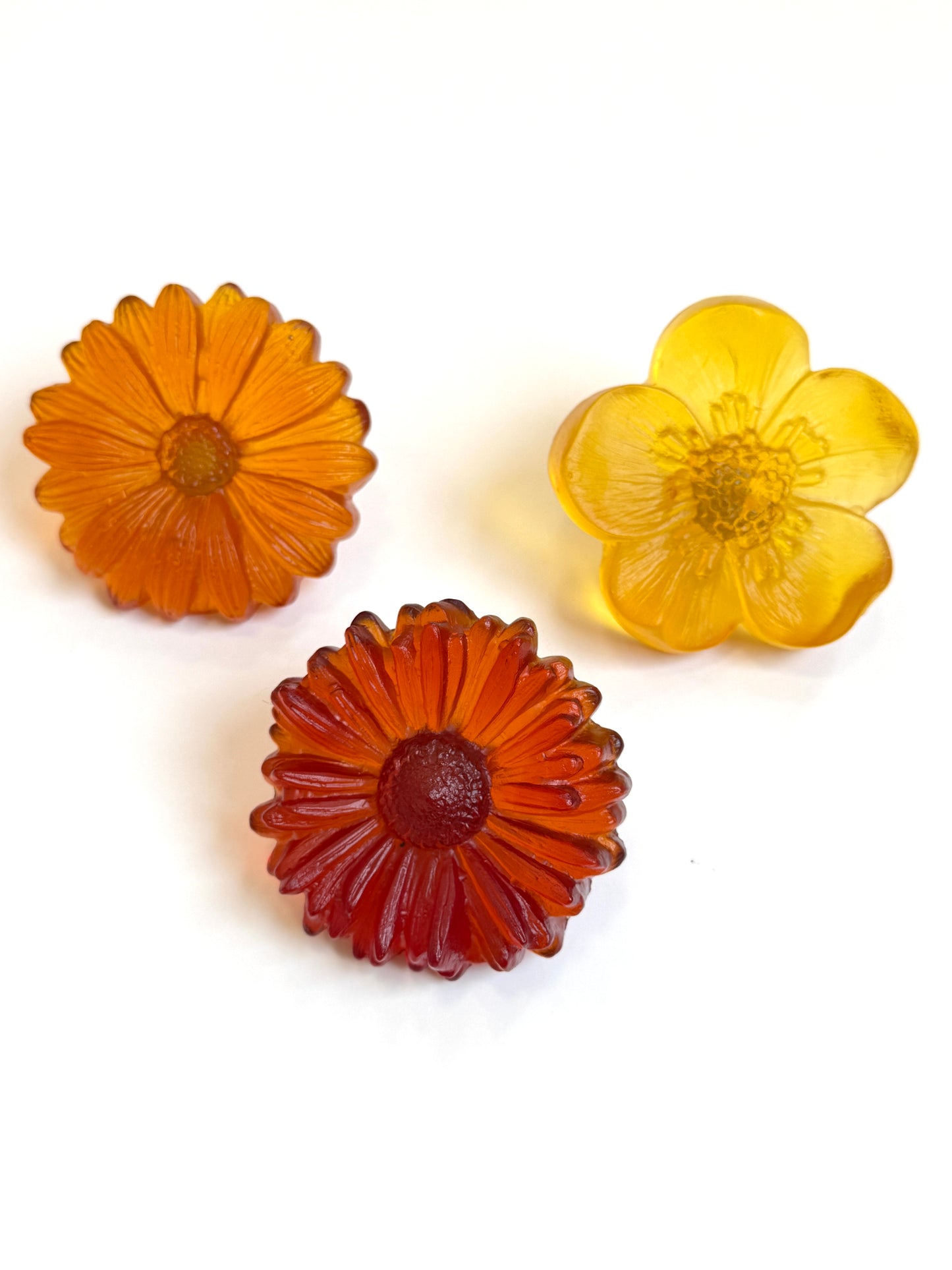 Cast Glass Daisy Flower - Orange - Garden Path Series