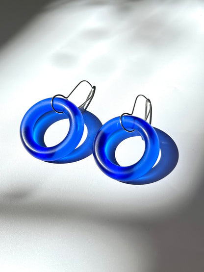Glass Hoop earrings - Dark Blue
