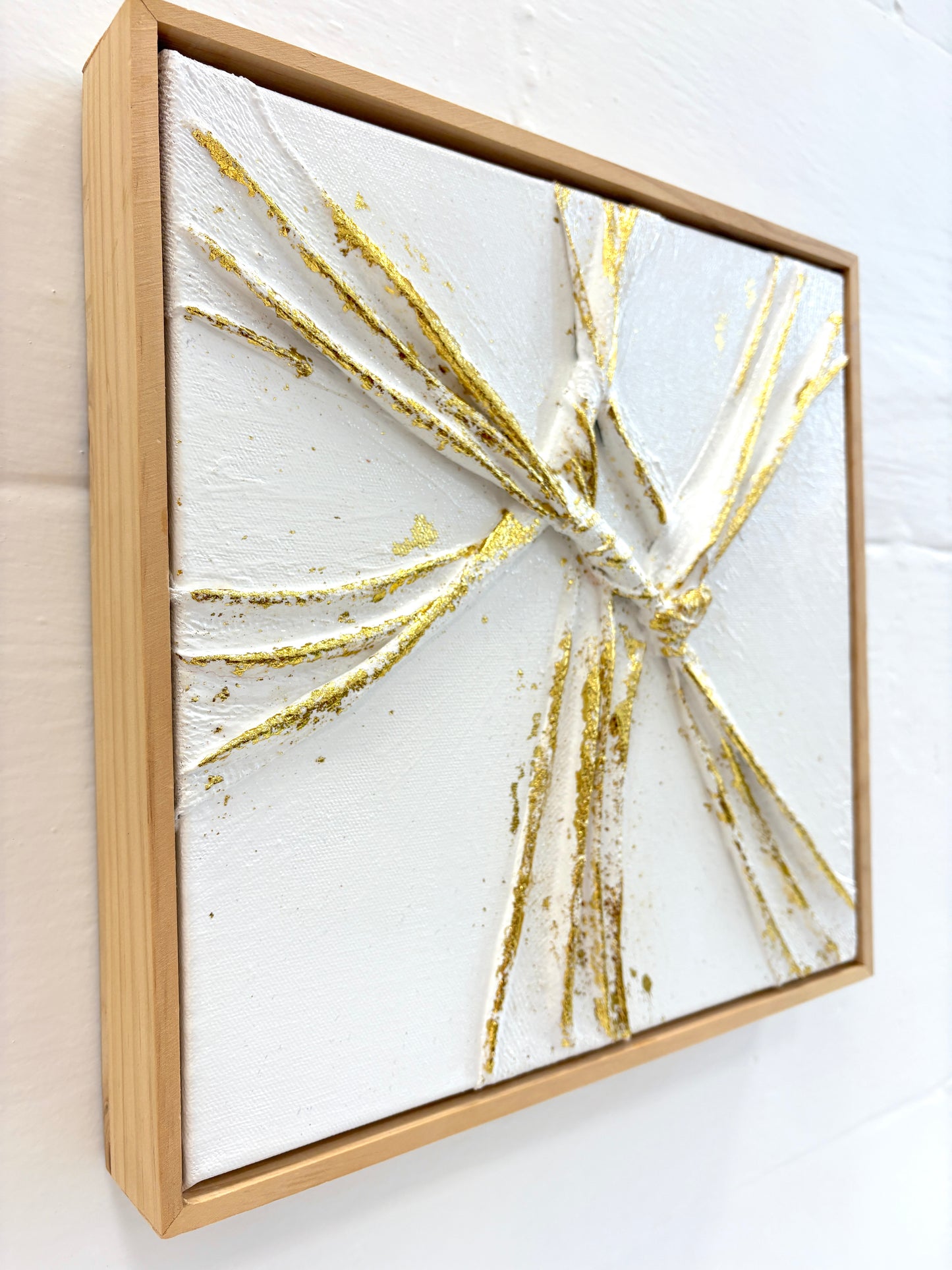 "The Ties That Bind II - Connection", Original painting by Elizabeth Marshall - 30cm x 30cm
