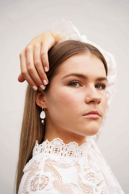 Chloe Earrings - Pearl