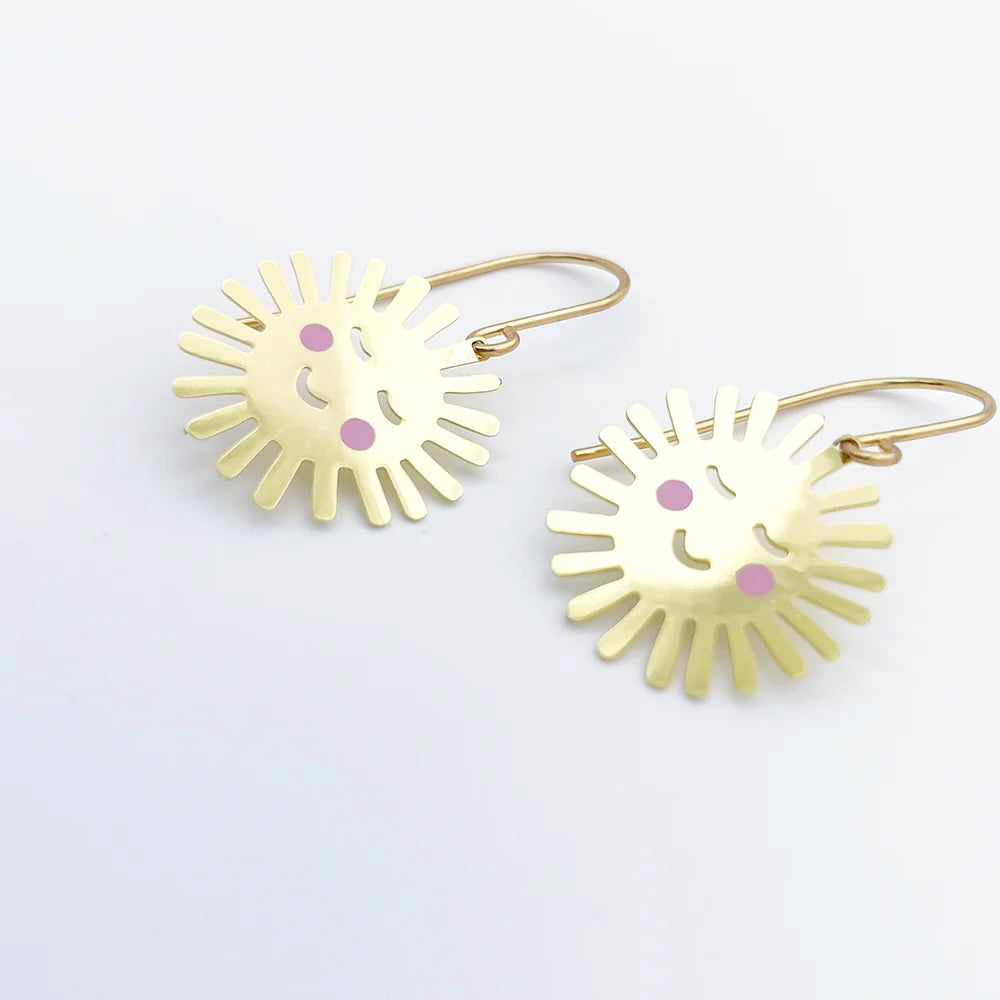 Mini Cheeky Sun Earrings in Gold/Pink